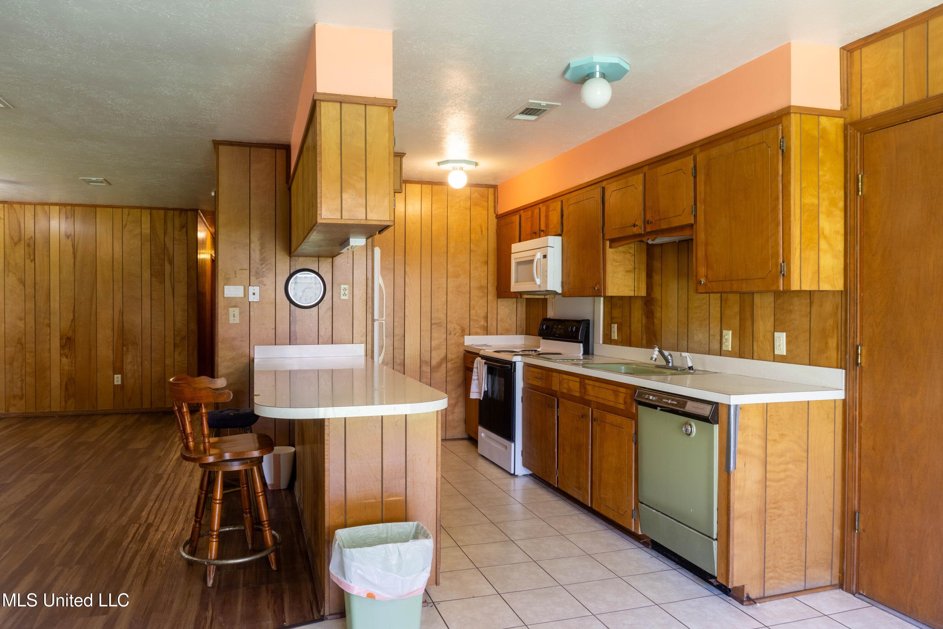 5096 Beatline Road Long Beach, MS 39560 - Photo 13 of 25 Kitchen#1