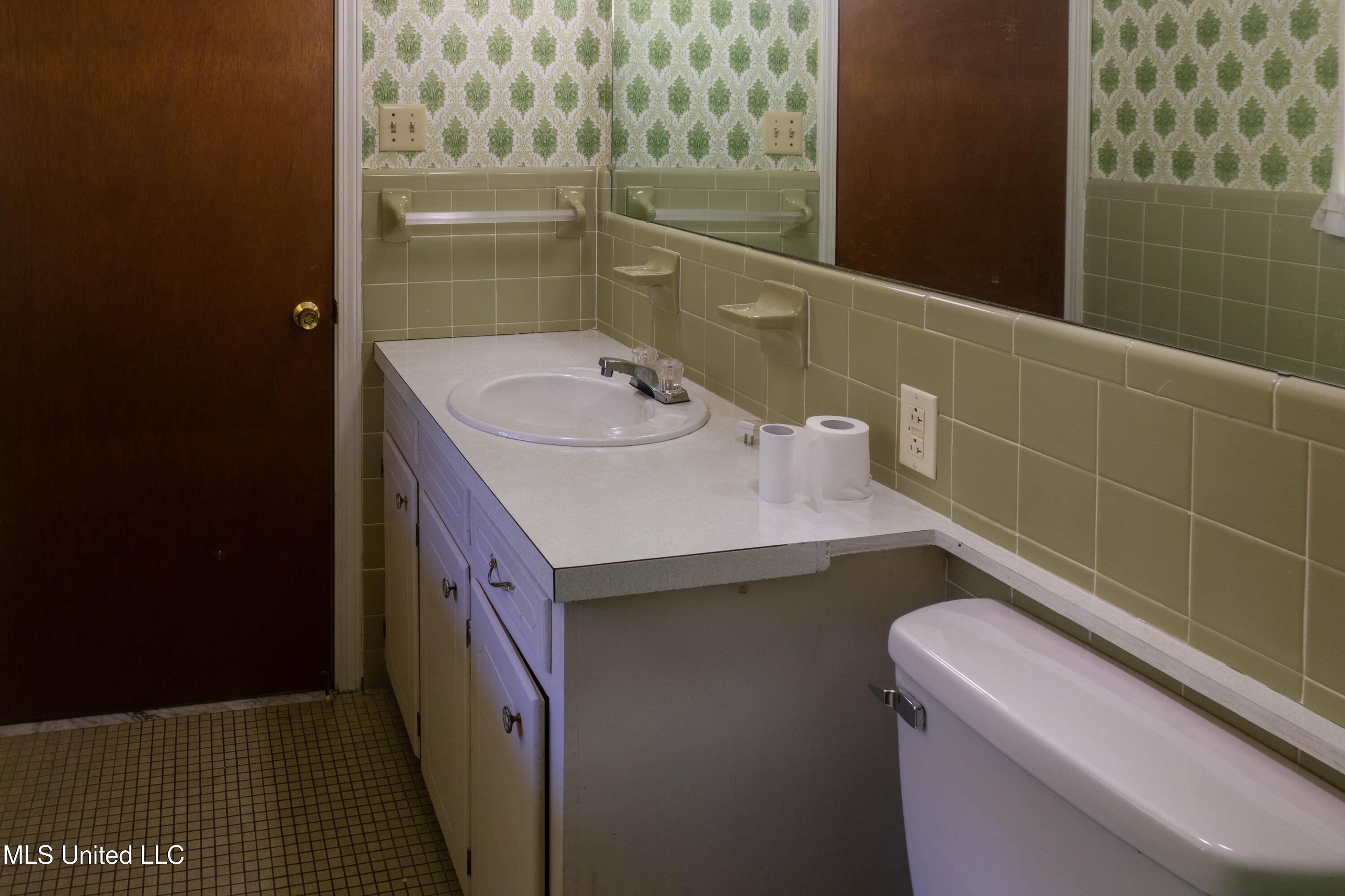 5096 Beatline Road Long Beach, MS 39560 - Photo 25 of 25 MasterBathroom