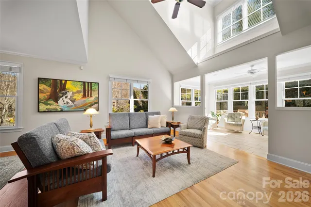 $750,000 | 2 Meadow Vista Court, Asheville, NC 28803