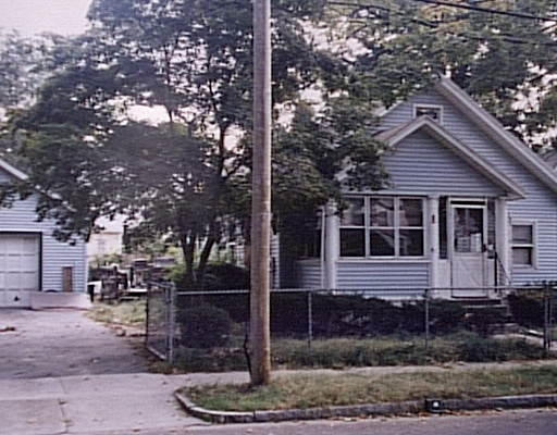 91 Newhall Street Springfield, MA 01109 - Photo 1 of 1 a front view of a house
