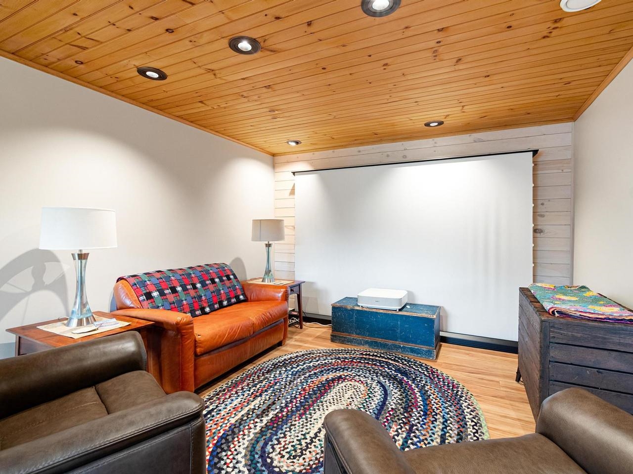 44 Sugarbush Woods Road Warren, VT 05674 - Photo 8 of 60 Gallery Image 8