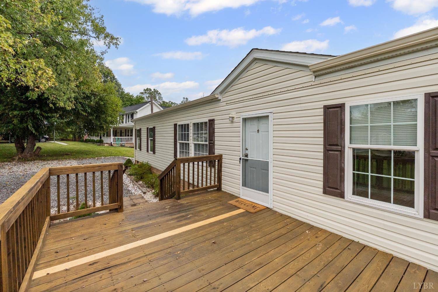 193 Wright Shop Road Madison Heights, VA 24572 - Photo 3 of 26 Gallery Image 3