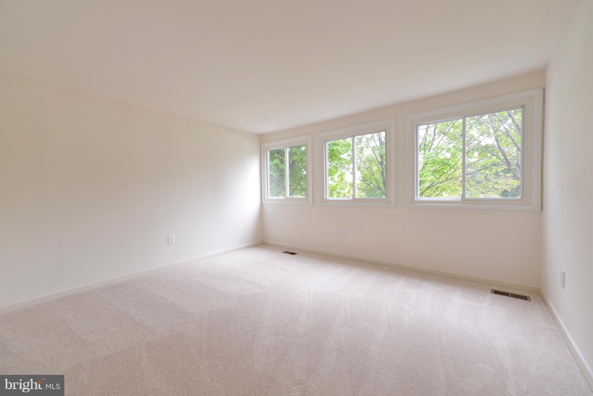 9525 Kilimanjaro Road Columbia, MD 21045 - Photo 20 of 30 2nd Bedroom