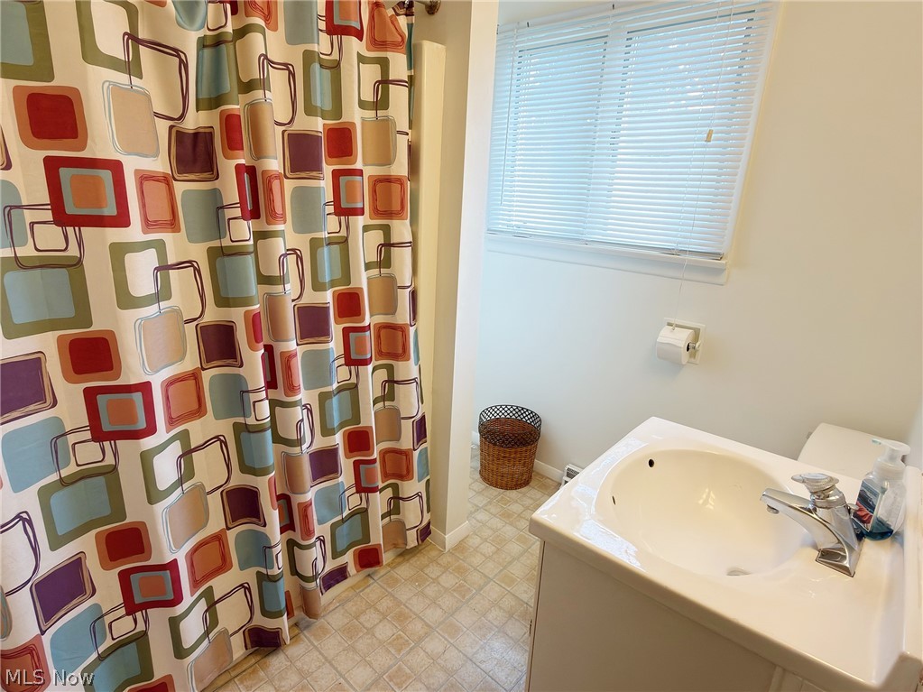 2584 North Ridge Road Painesville, OH 44077 - Photo 6 of 50