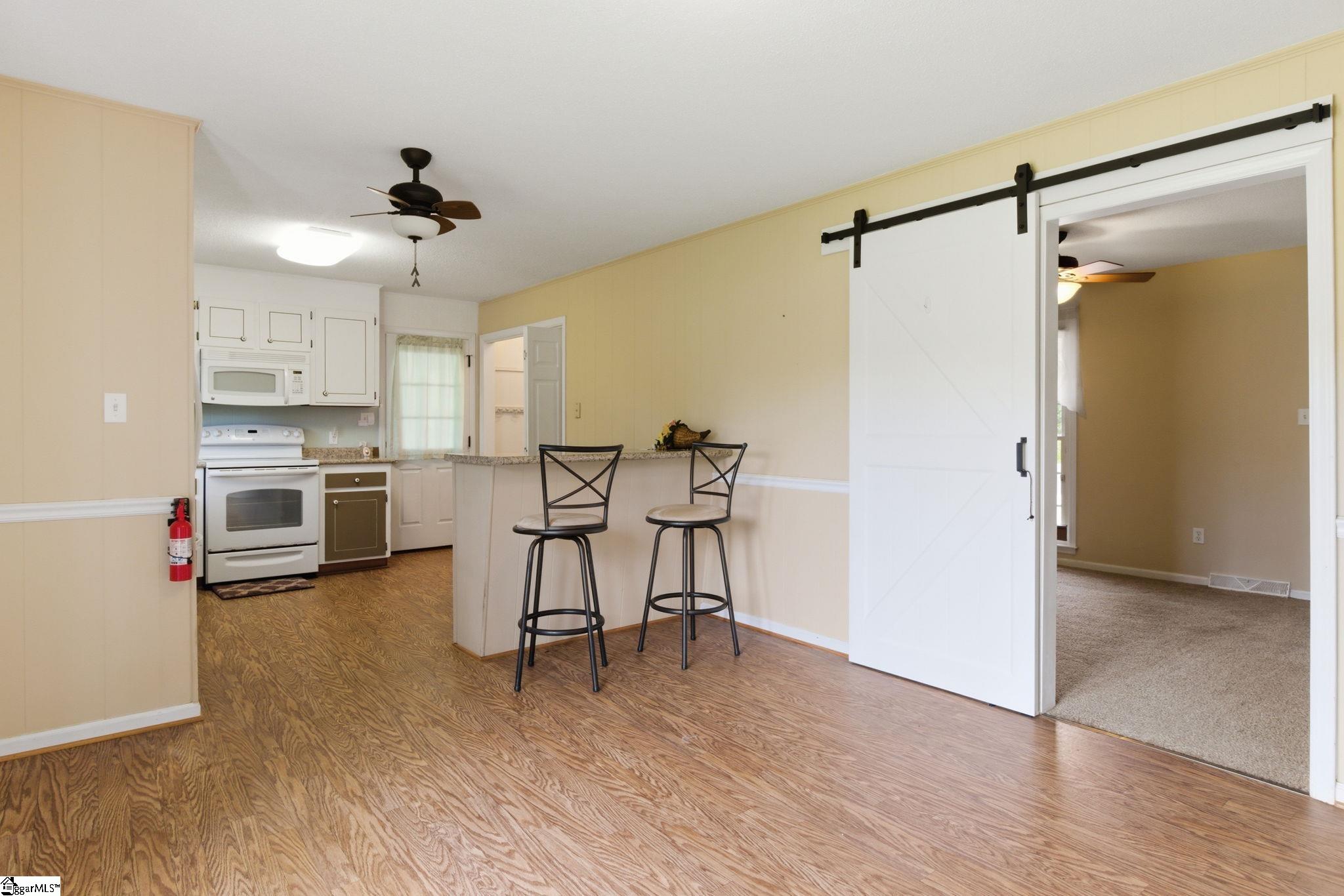 136 Country Club Road Gaffney, SC 29340 - Photo 8 of 27