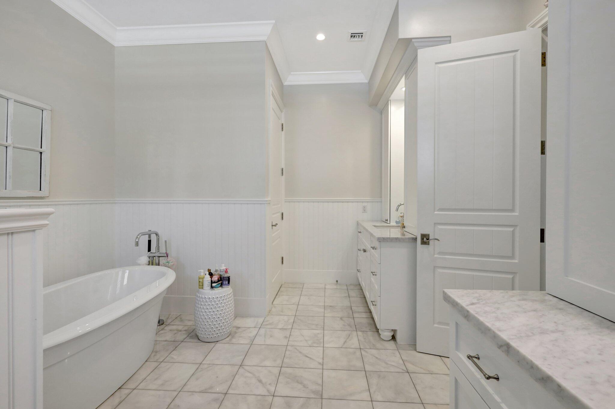 18 Ridge Boulevard Ocean Ridge, FL 33435 - Photo 33 of 66 46-web-or-mls-GMP_7150