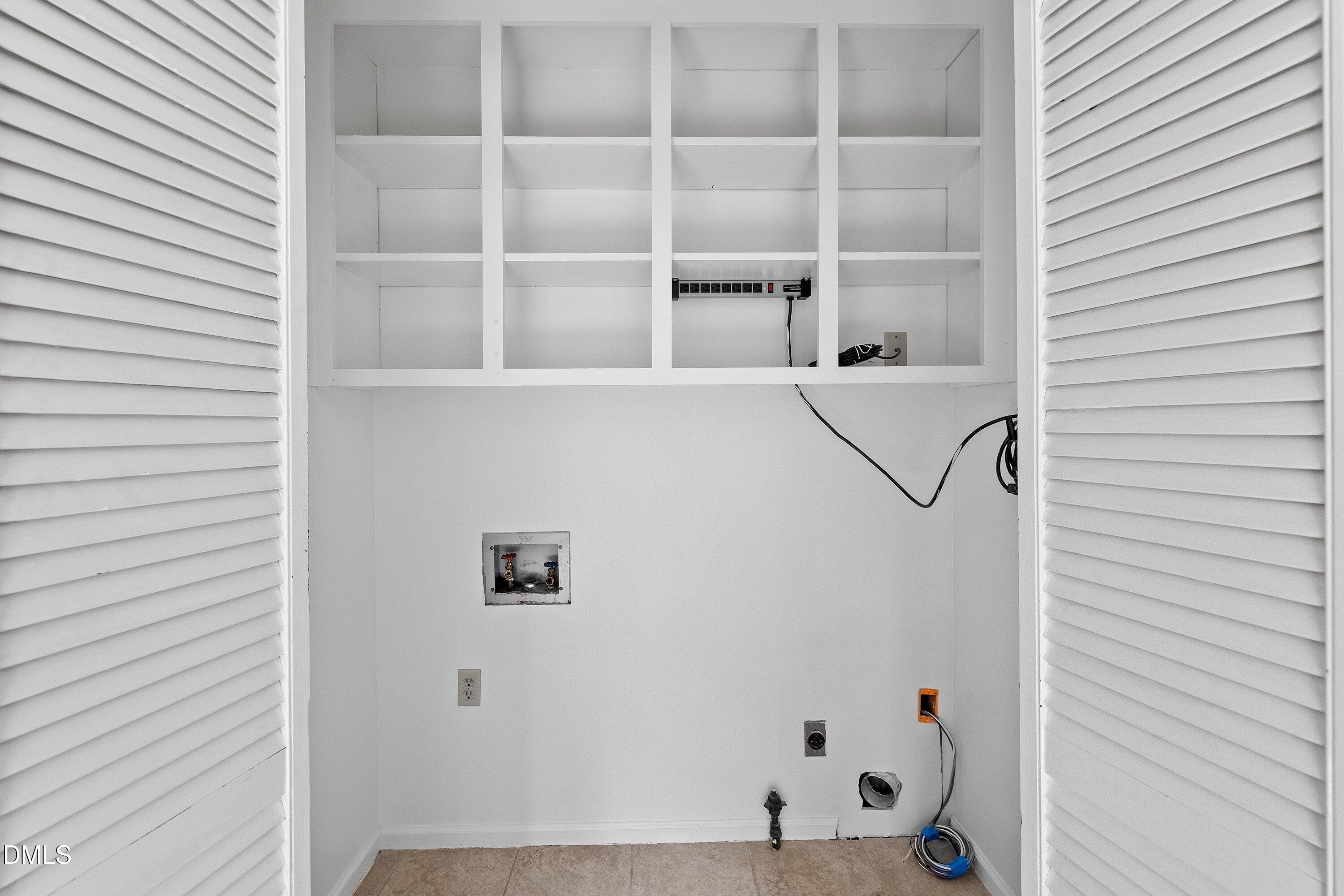 400 Cedar Hill Lane Raleigh, NC 27609 - Photo 19 of 41 a view of a walk in closet