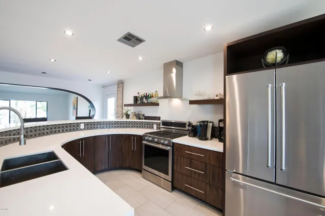 $4,995 | 3732 East Glenrosa Avenue, Phoenix, AZ 85018