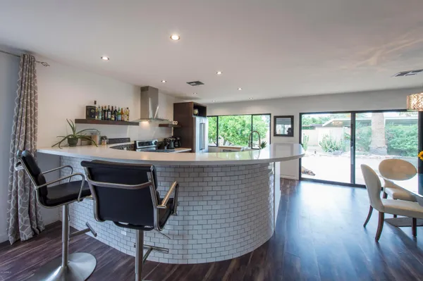 $4,995 | 3732 East Glenrosa Avenue, Phoenix, AZ 85018