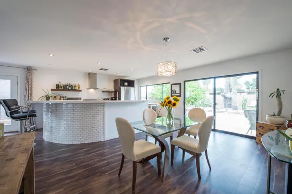 $4,995 | 3732 East Glenrosa Avenue, Phoenix, AZ 85018