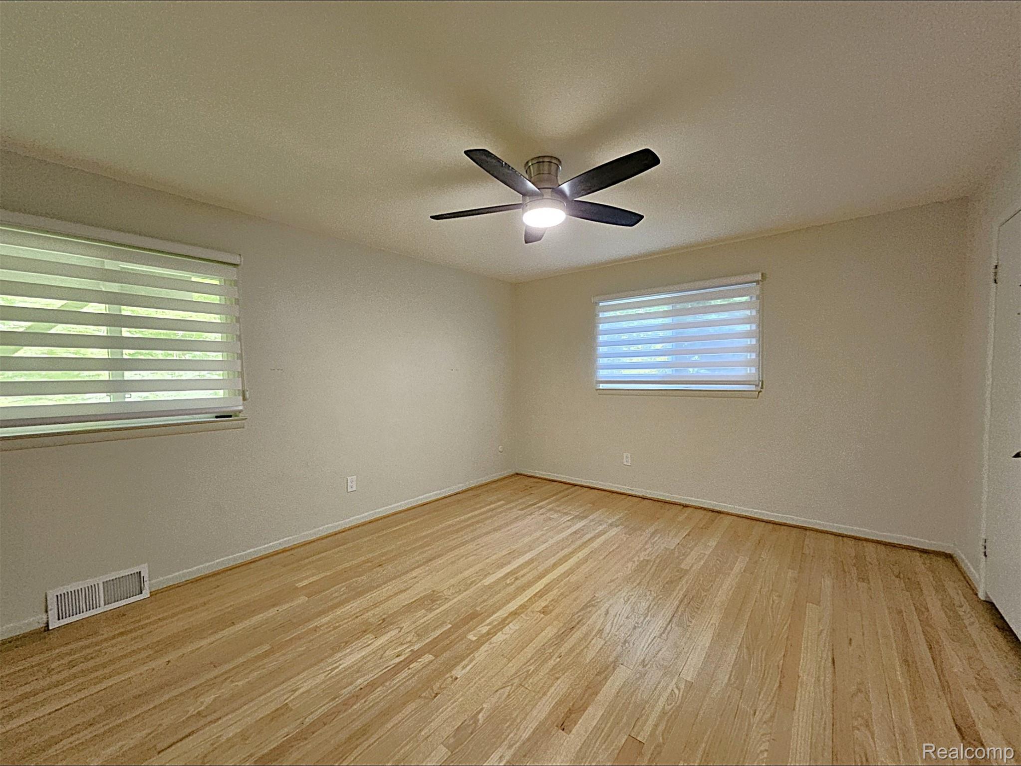 7120 Pebblecreek Road West Bloomfield, MI 48322 - Photo 21 of 31 P8.jpg
