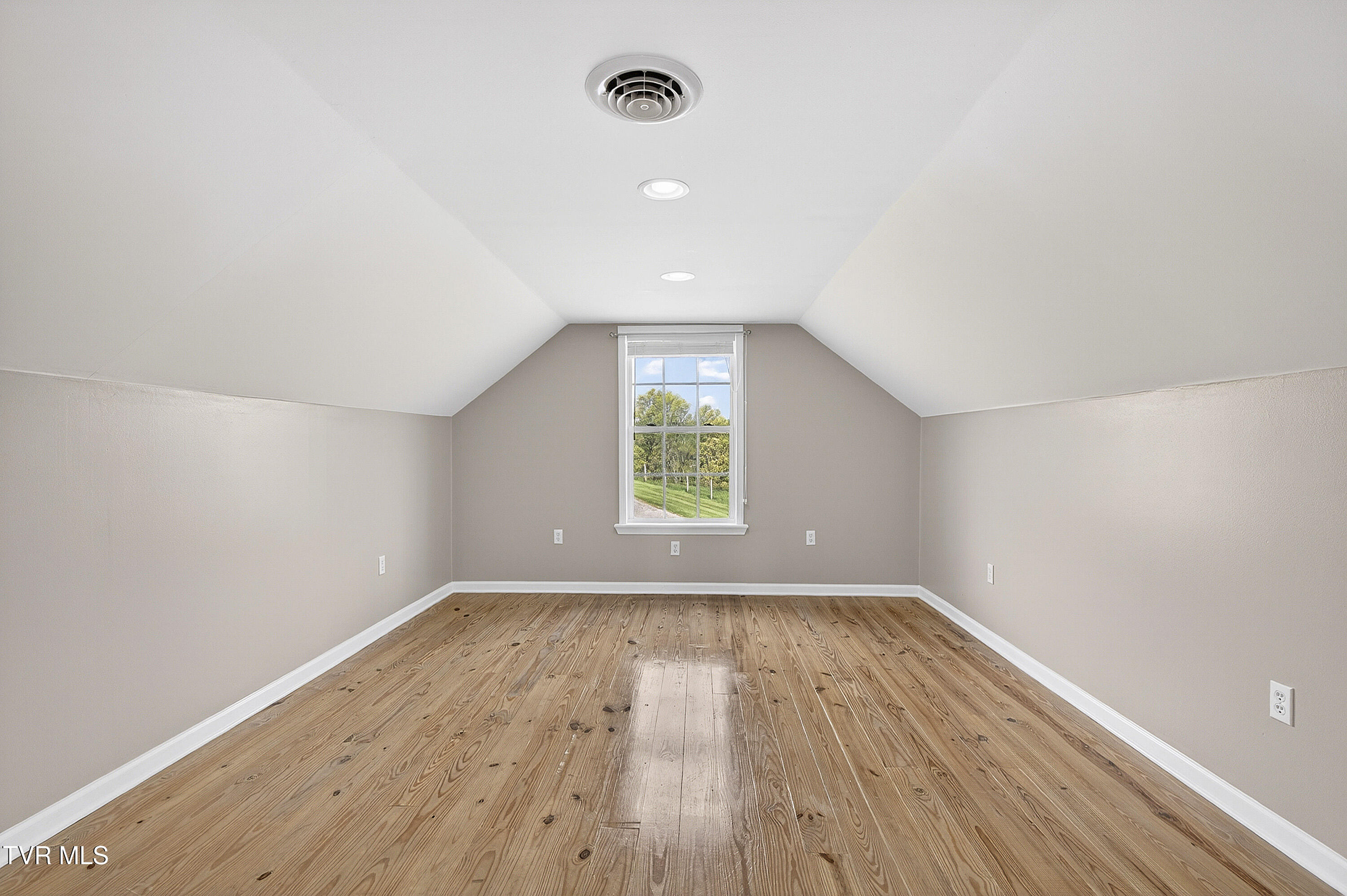 13129 Northridge Road Abingdon, VA 24210 - Photo 36 of 89 Bedroom 5