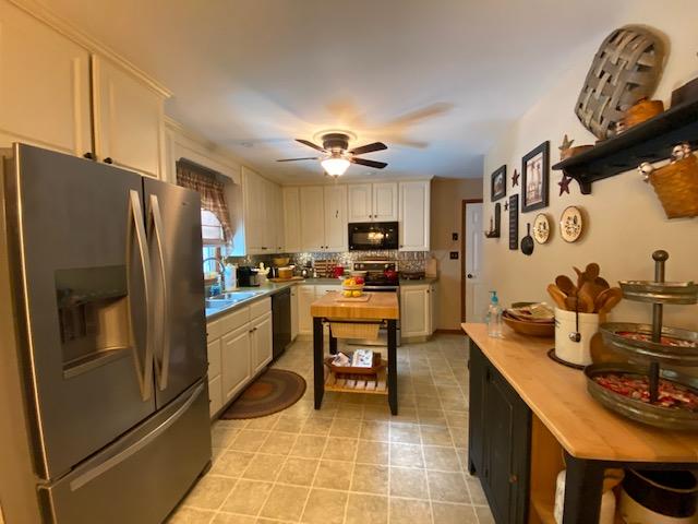 305 Ridgewood Circle Covington, VA 24426 - Photo 3 of 13 IMG_2403