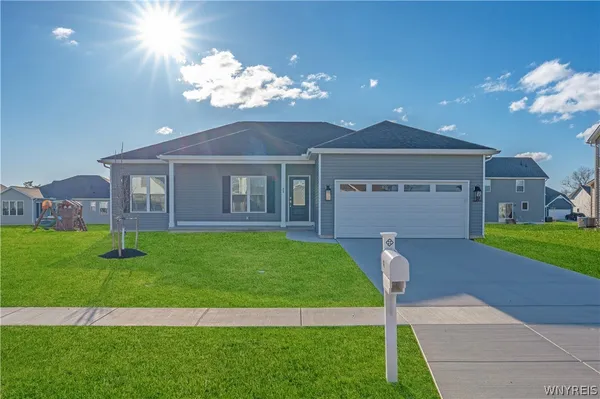 $619,777 | 40 Greenspring Court, West Seneca, NY 14224