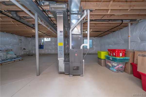 $614,777 | 40 Greenspring Court, West Seneca, NY 14224