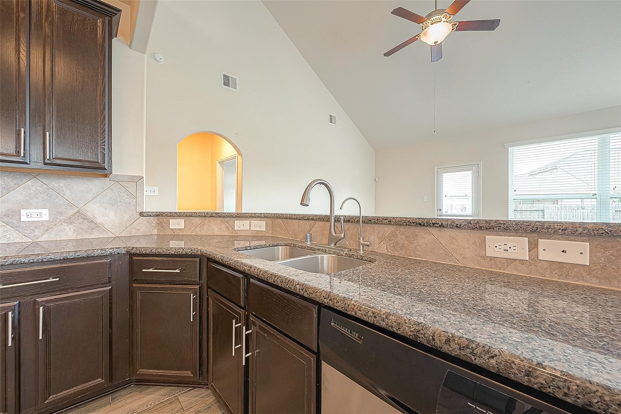 3403 Lilac Ranch Drive Katy, TX 77494 - Photo 9 of 49
