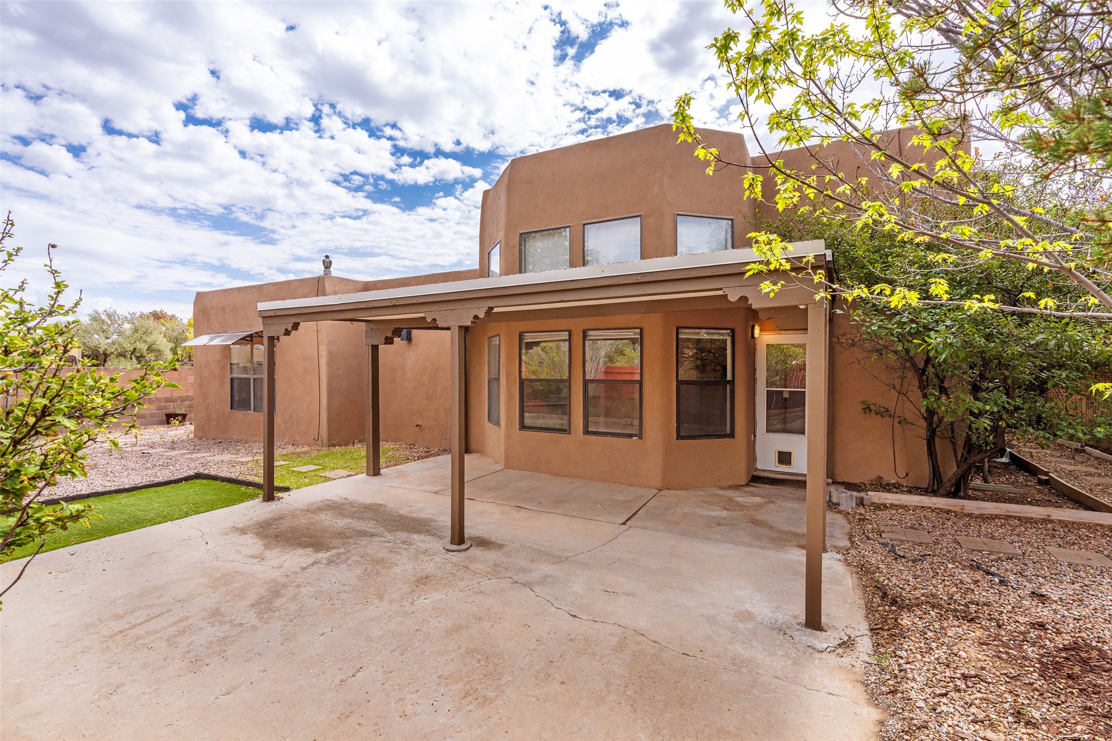 7501 Snow Blossom Road Santa Fe, NM 87507 - Photo 26 of 31 Gallery Image 26