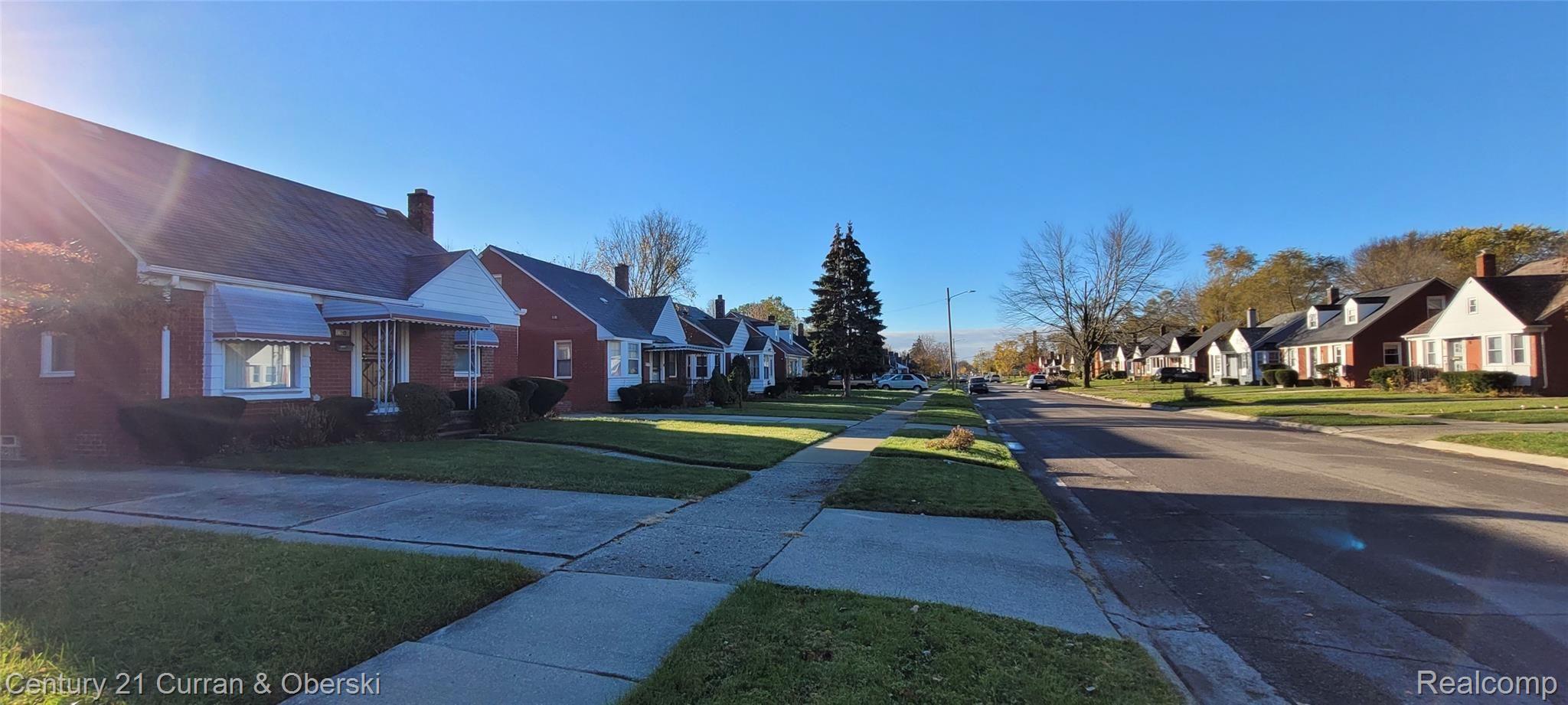11958 Roxbury Street Detroit, MI 48224 - Photo 7 of 7 20211115_092151.jpg