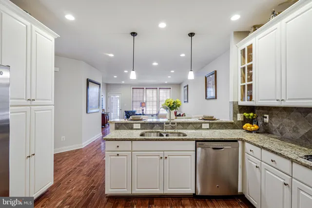 $915,000 | 20862 Saber Jet Place, Ashburn, VA 20147