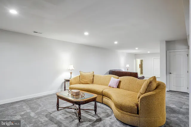 $915,000 | 20862 Saber Jet Place, Ashburn, VA 20147