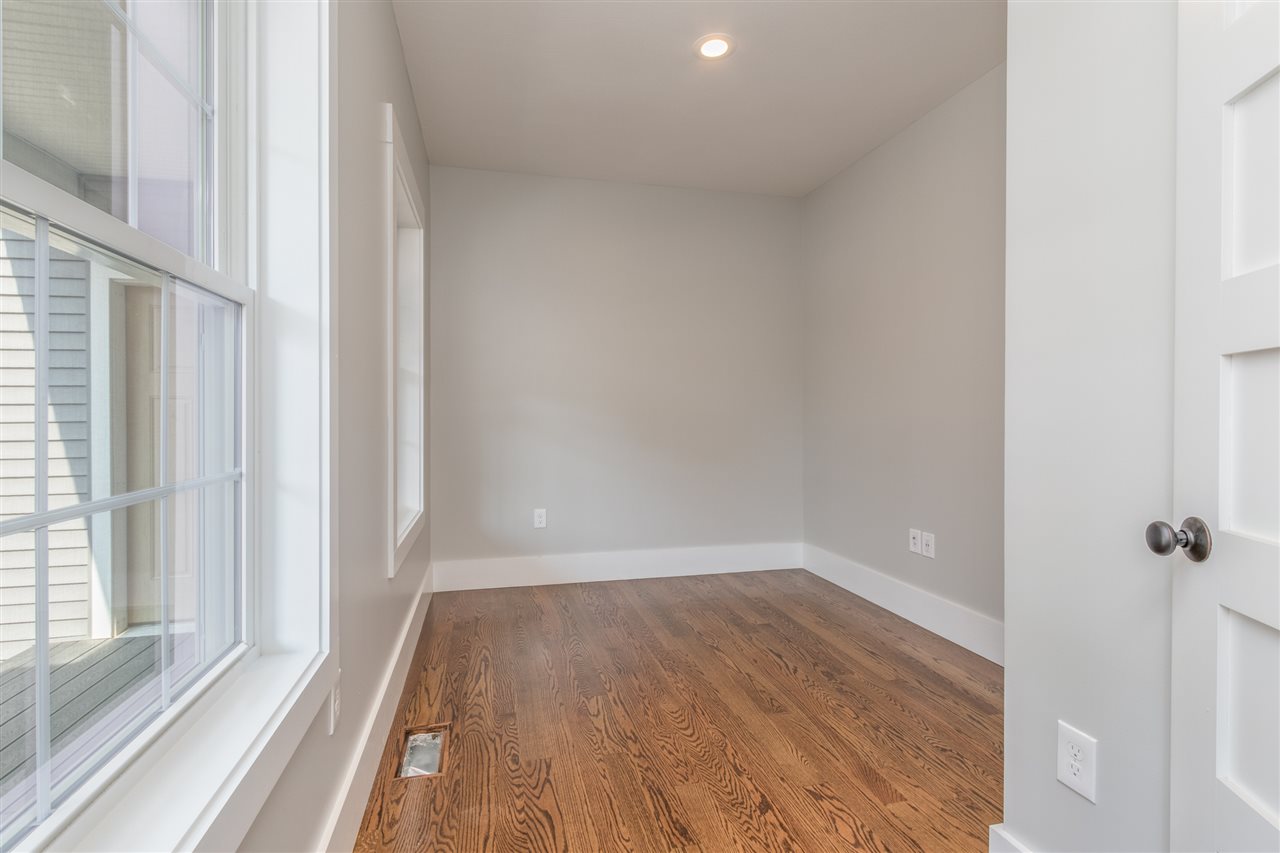 6 Dunbarton Center Road, Unit 10 Bow, NH 03304 - Photo 15 of 40 Gallery Image 15