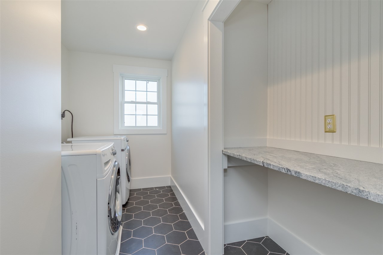 6 Dunbarton Center Road, Unit 10 Bow, NH 03304 - Photo 26 of 40 Gallery Image 26