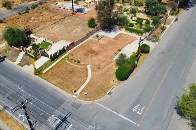 a view of a basketball court