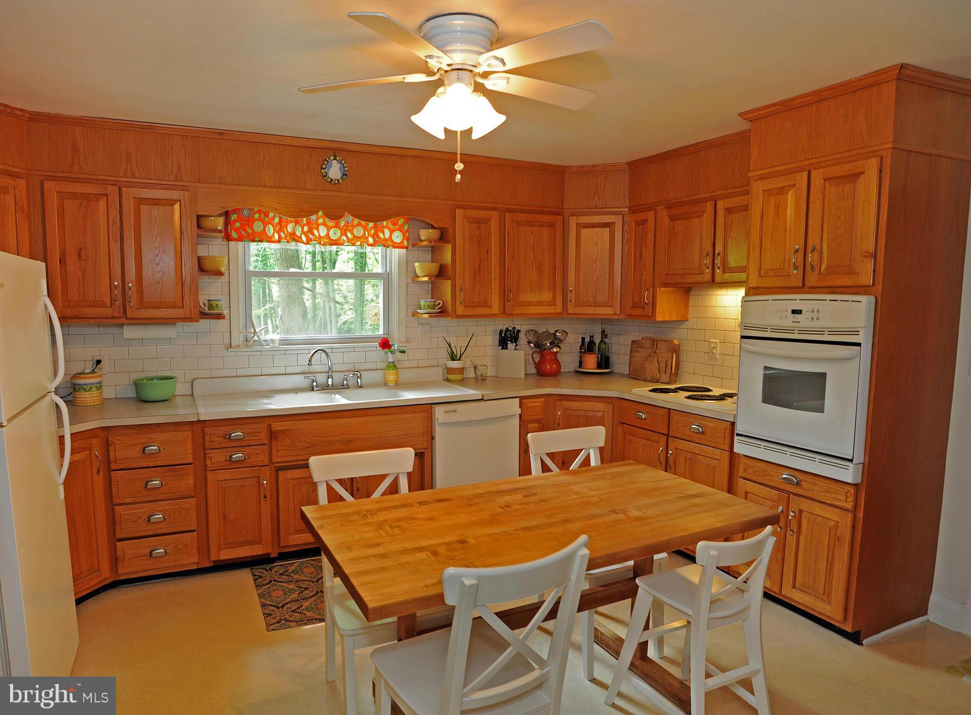 12718 Harford Road Hydes, MD 21082 - Photo 6 of 29 Kitchen