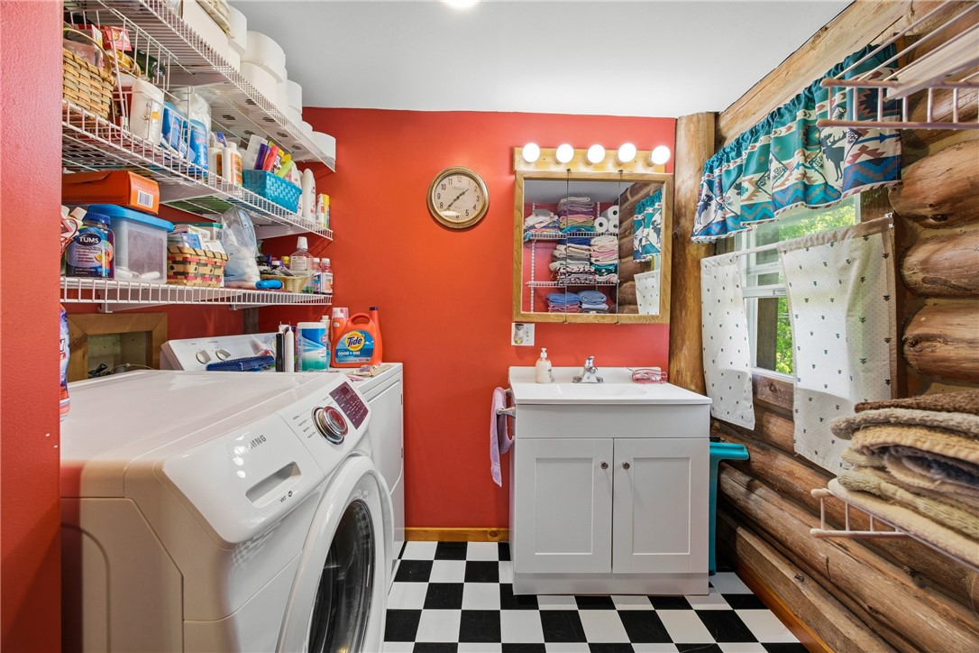 6651 Longsdorf Road Naples, NY 14512 - Photo 28 of 47 First floor full bath and laundry