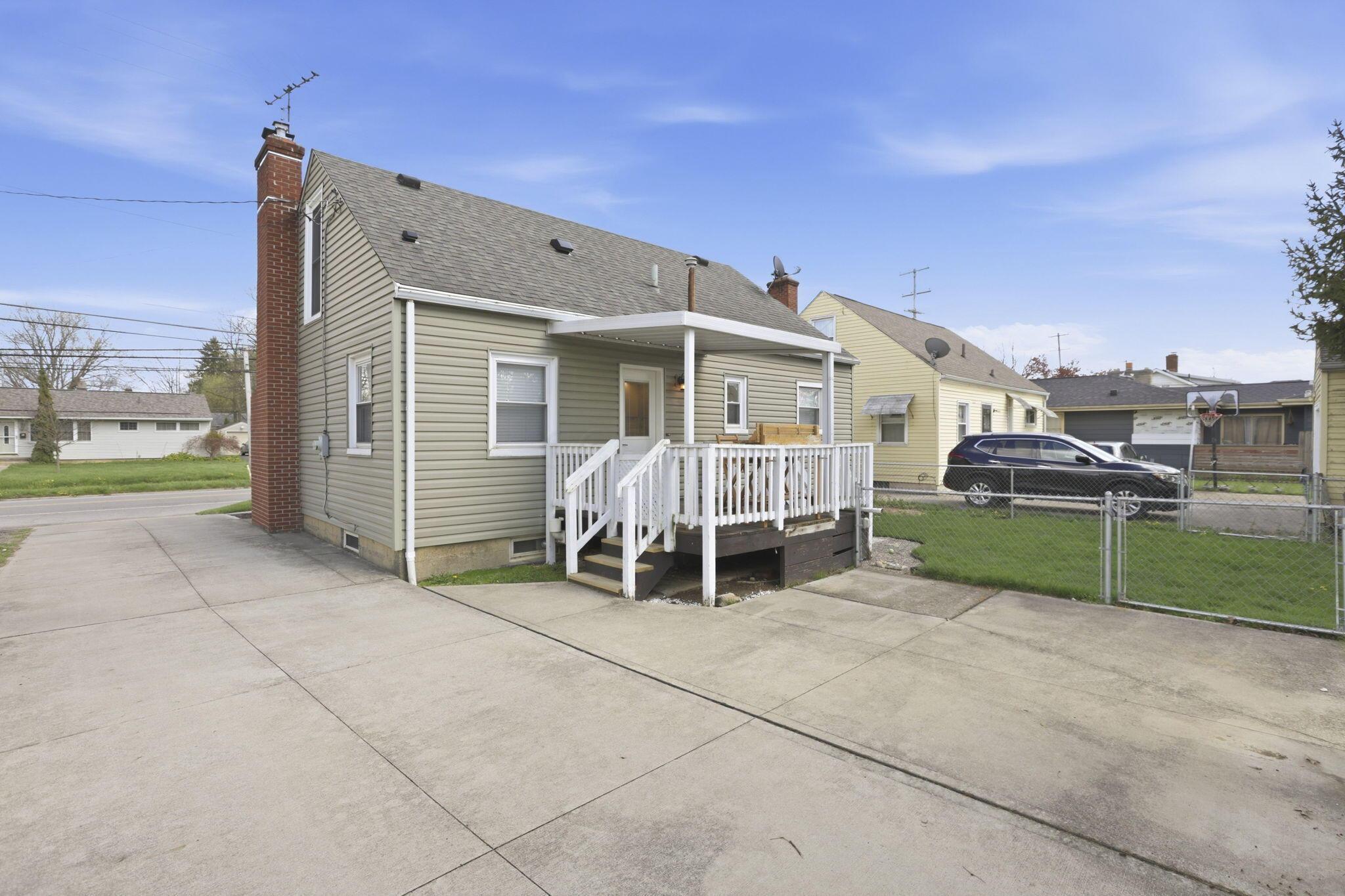3645 Maize Road Columbus, OH 43224 - Photo 35 of 50 40-web-or-mls-939A9911