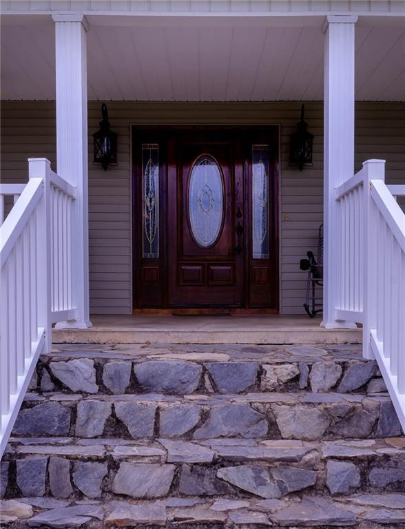 6673 Jenkins Road Morganton, NC 28655 - Photo 4 of 32 a front view of a house