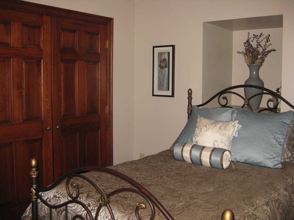 56 Hemlock Ridge Agawam, MA 01030 - Photo 25 of 30 Gallery Image 25