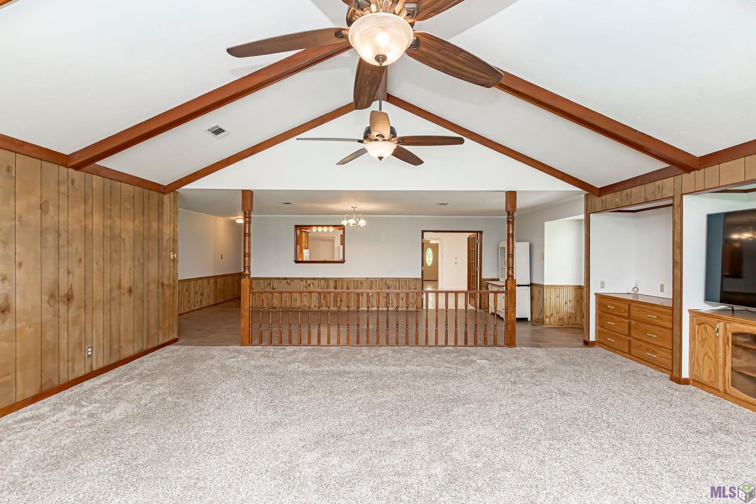 14342 Harry Savoy Road St. Amant, LA 70774 - Photo 14 of 37 Gallery Image 14
