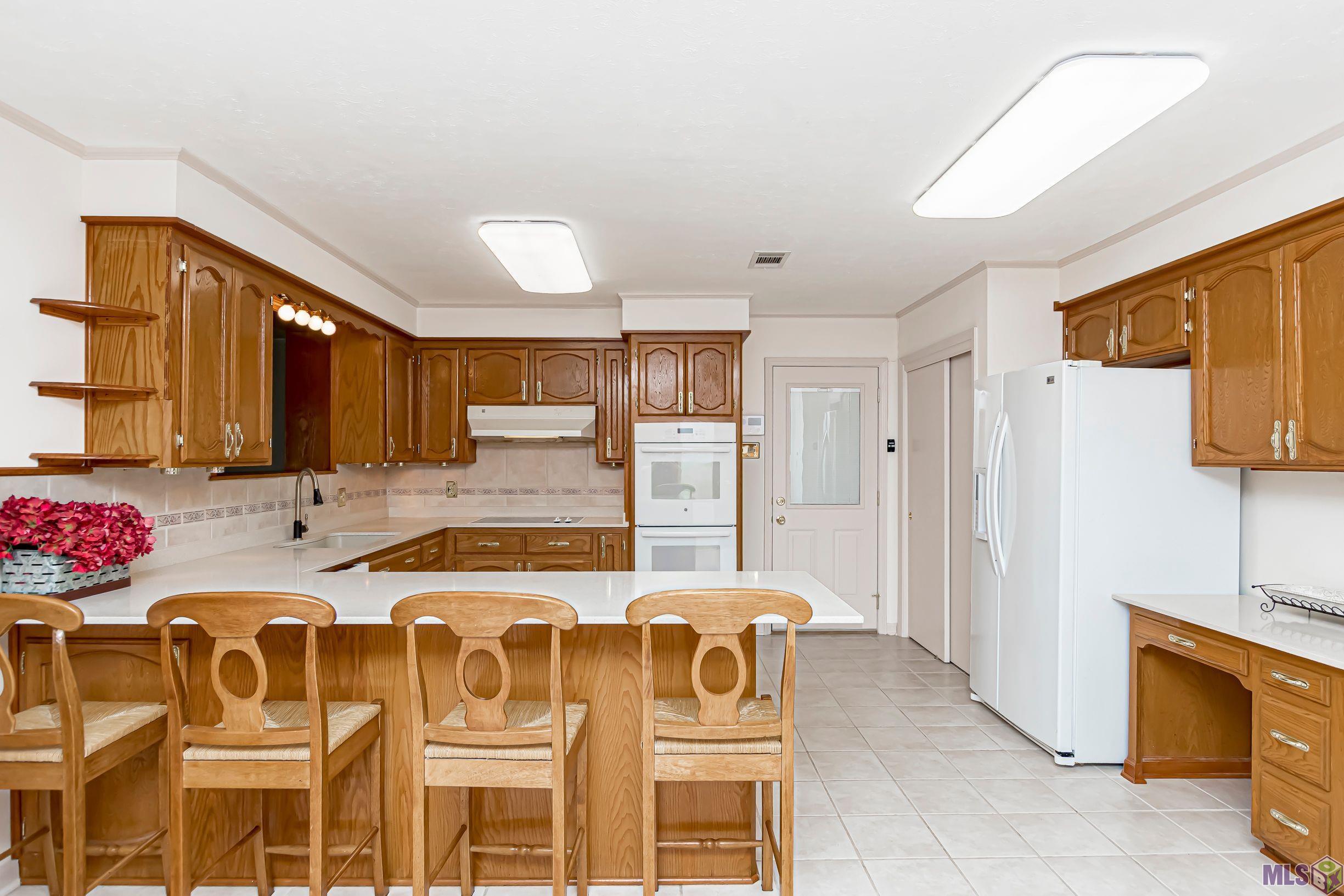 14342 Harry Savoy Road St. Amant, LA 70774 - Photo 10 of 37 Gallery Image 10