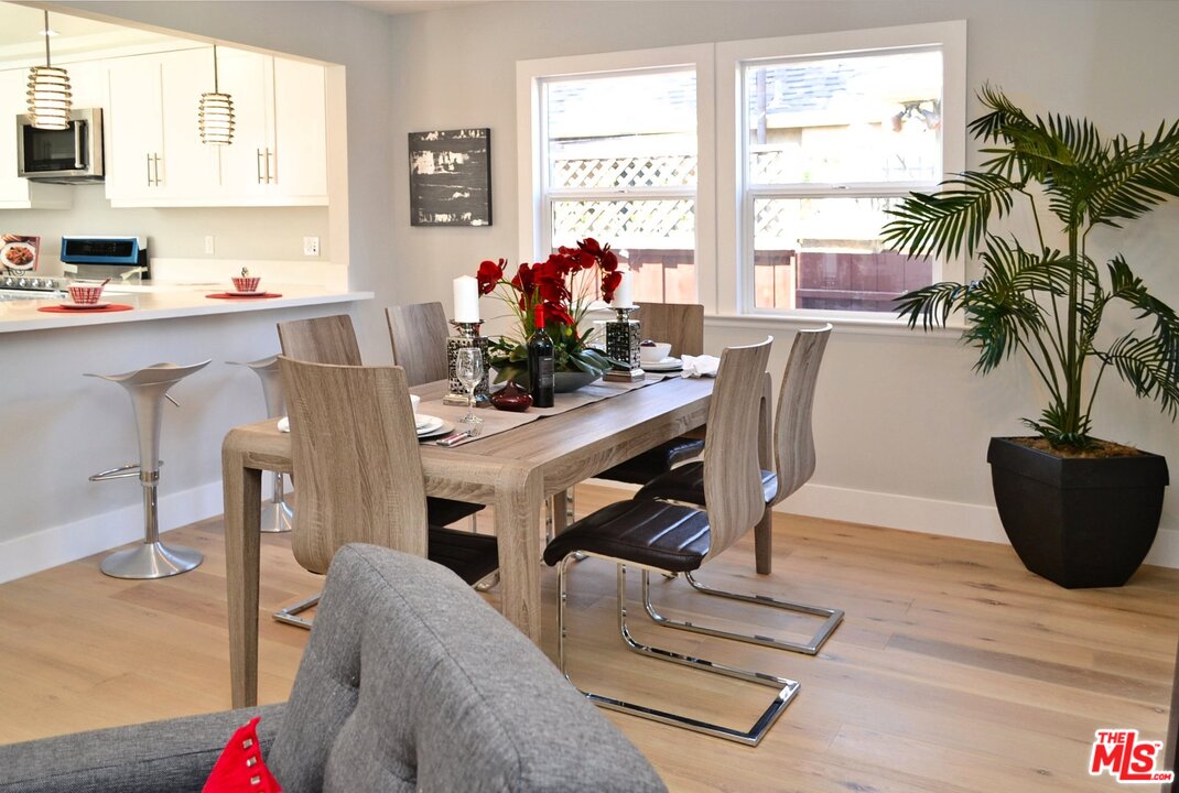 1847 Preuss Road Los Angeles, CA 90035 - Photo 17 of 50 Gallery Image 17