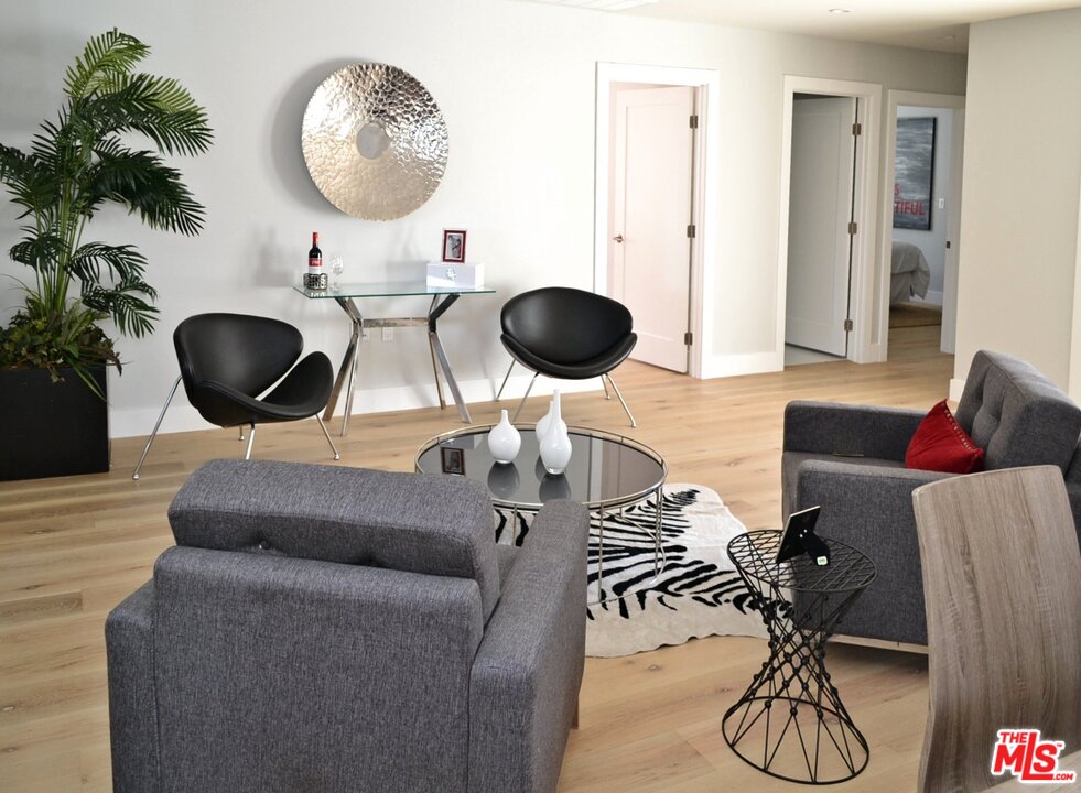 1847 Preuss Road Los Angeles, CA 90035 - Photo 34 of 50 Gallery Image 34