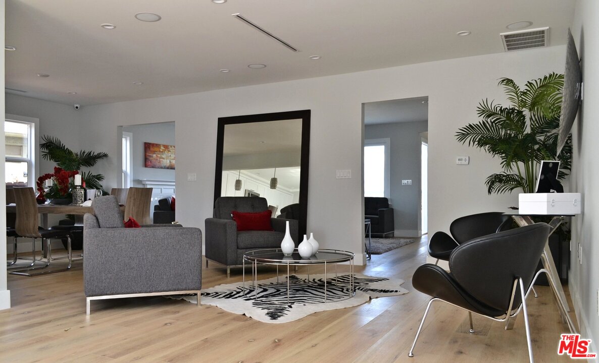 1847 Preuss Road Los Angeles, CA 90035 - Photo 36 of 50 Gallery Image 36