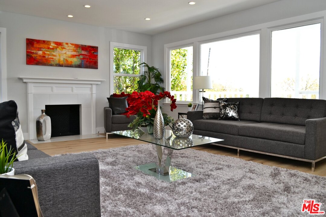 1847 Preuss Road Los Angeles, CA 90035 - Photo 9 of 50 Gallery Image 9