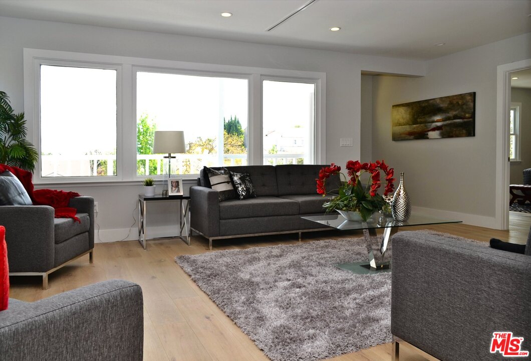 1847 Preuss Road Los Angeles, CA 90035 - Photo 10 of 50 Gallery Image 10