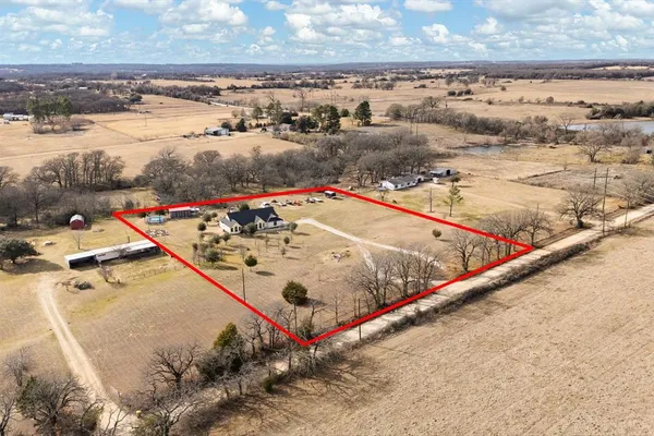 $424,900 | 329 Hcr 1314, Whitney, TX 76692