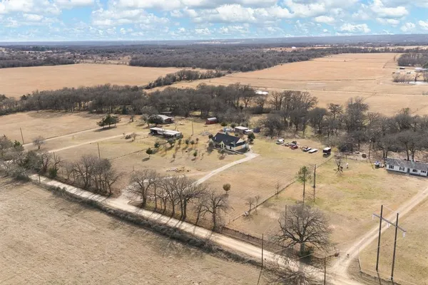 $424,900 | 329 Hcr 1314, Whitney, TX 76692