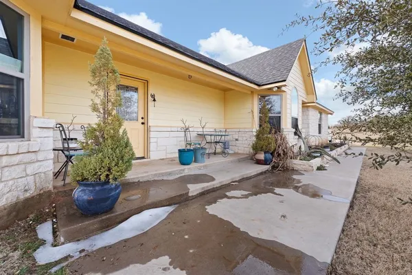 $424,900 | 329 Hcr 1314, Whitney, TX 76692