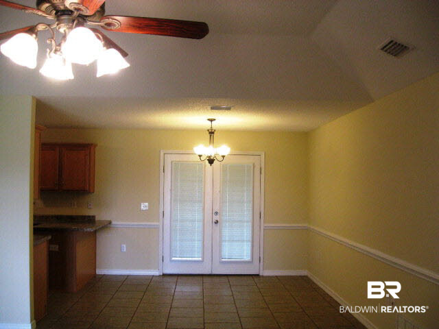 8973 Sherman Road Foley, AL 36535 - Photo 2 of 4 Dining living room