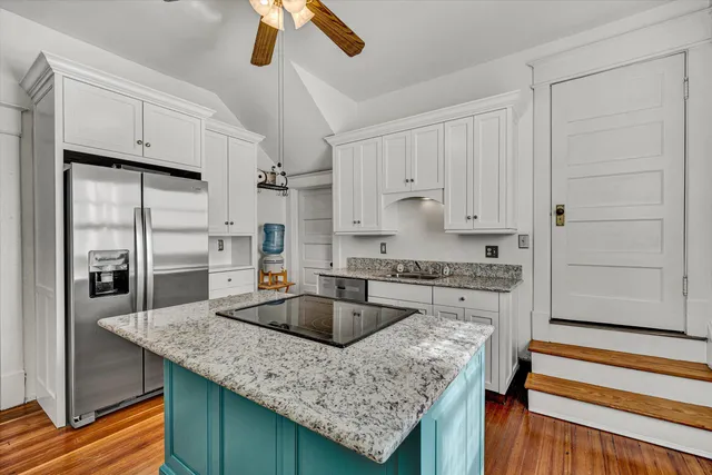 $449,950 | 818 Day Avenue Southwest, Roanoke, VA 24016