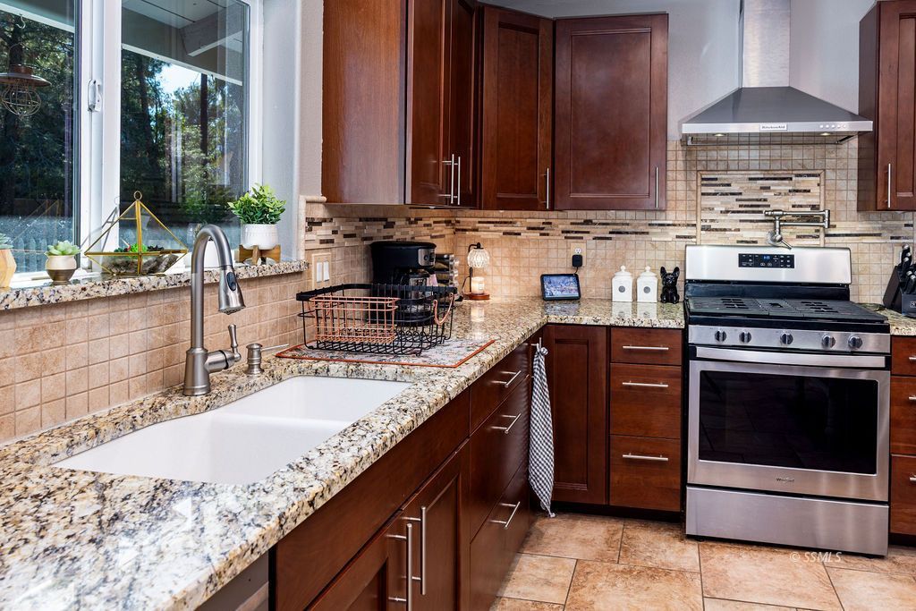 1227 Wayne Street Ridgecrest, CA 93555 - Photo 18 of 43 Gallery Image 18