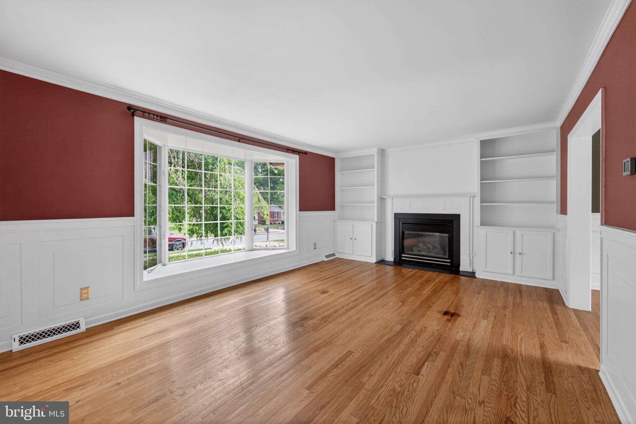 1020 Jeffrey Road Wilmington, DE 19810 - Photo 16 of 108 Bright and inviting living space.