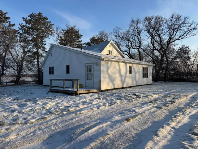 $189,900 | 44028 220th Street, Roseau, MN 56751