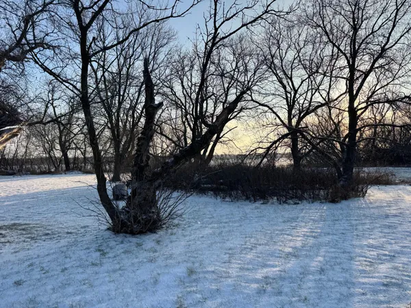 $182,900 | 44028 220th Street, Roseau, MN 56751