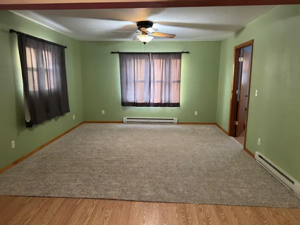 $182,900 | 44028 220th Street, Roseau, MN 56751