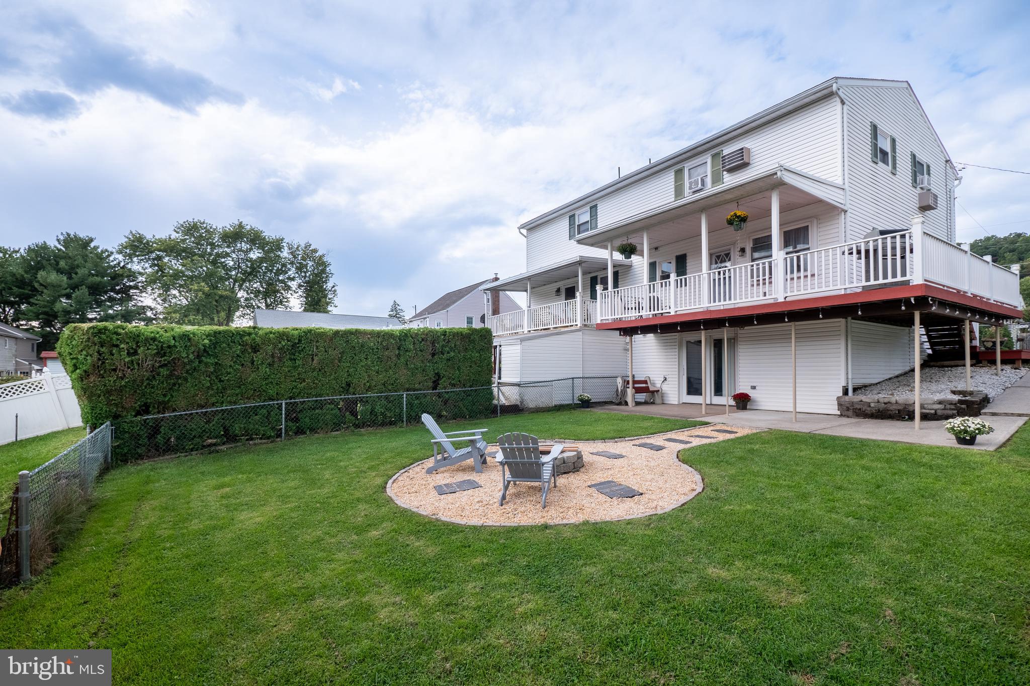 1226 Salisbury Road Allentown, PA 18103 - Photo 3 of 25 Gallery Image 3